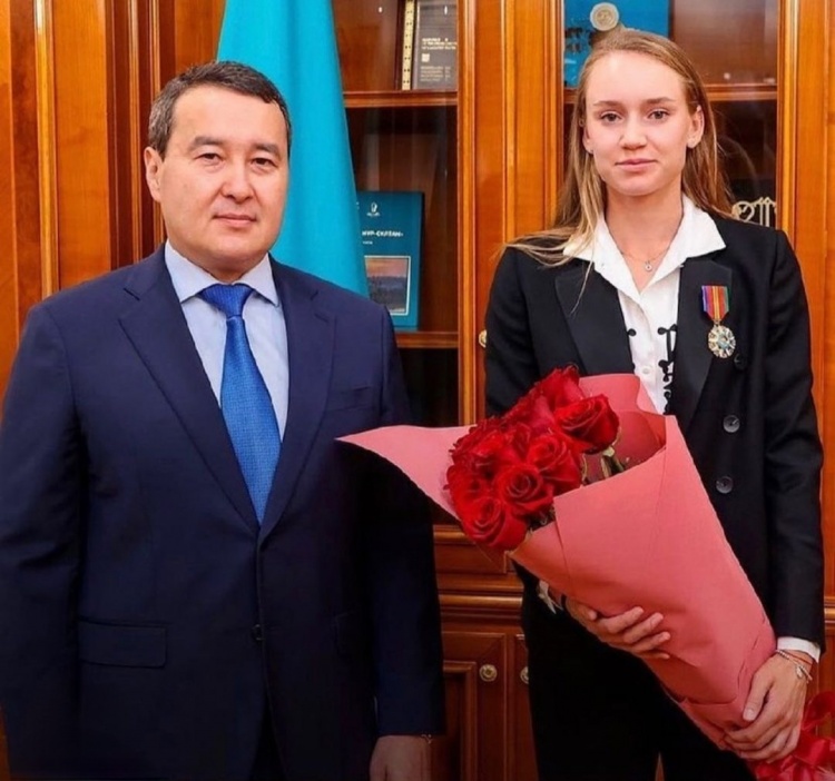 联赛中并不 联赛中并不